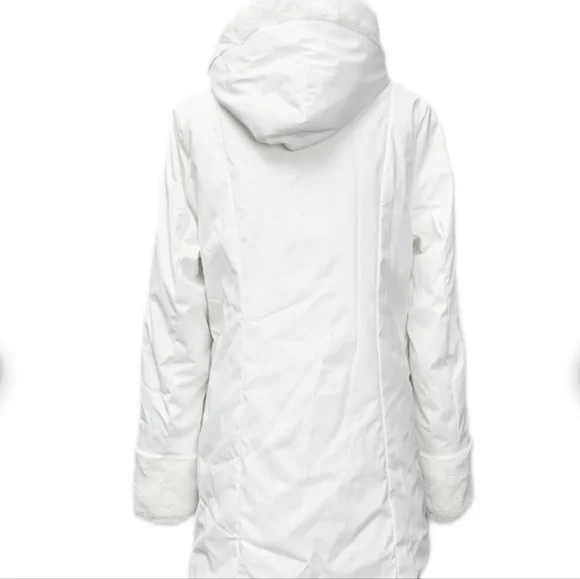 White Glamorous Womens Fur Versatile Reversible Rain Coat  Button Jacket EUC - Picture 7 of 12